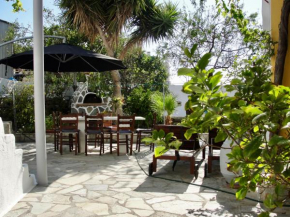  Avli Studios & Apartments  Иос
